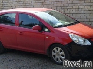 Битый автомобиль Opel Corsa