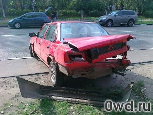 Битый автомобиль Toyota Corolla