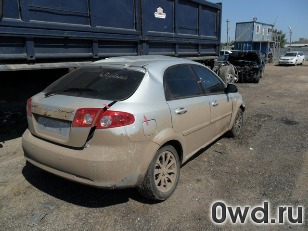 Битый автомобиль Chevrolet Lacetti