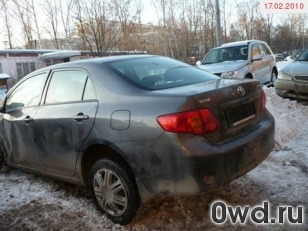 Битый автомобиль Toyota Corolla