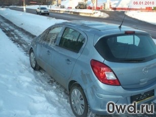 Битый автомобиль Opel Corsa