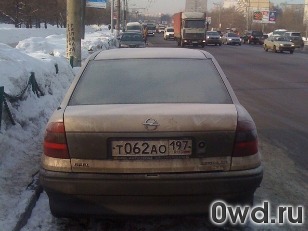 Битый автомобиль Opel Astra