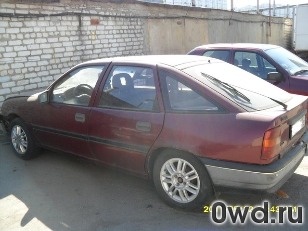 Битый автомобиль Opel Vectra