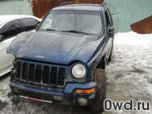 Битый автомобиль Jeep Liberty