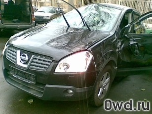 Битый автомобиль Nissan Qashqai