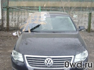 Битый автомобиль Volkswagen Passat