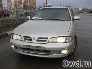 Битый автомобиль Nissan Primera