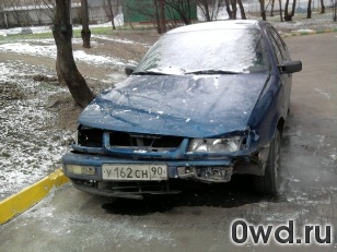 Битый автомобиль Volkswagen Passat