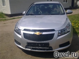 Битый автомобиль Chevrolet Cruze