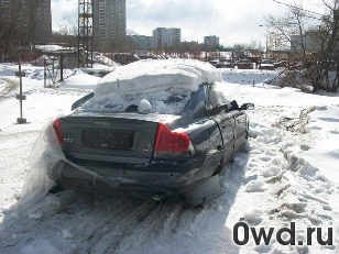 Битый автомобиль Volvo S60