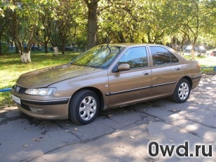 Битый автомобиль Peugeot 406