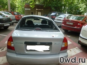 Битый автомобиль Hyundai Accent