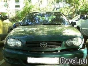 Битый автомобиль Toyota Corolla