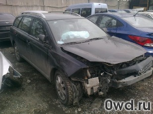 Битый автомобиль Toyota Avensis Wagon