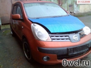 Битый автомобиль Nissan Note