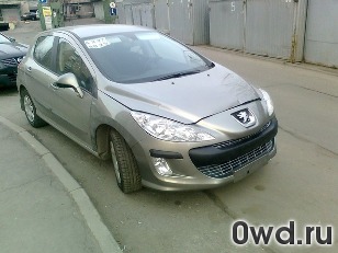 Битый автомобиль Peugeot 308