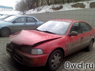 Битый автомобиль Toyota Corolla