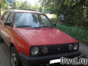 Битый автомобиль Volkswagen Golf