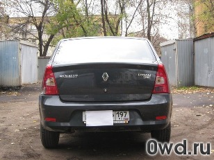 Битый автомобиль Renault Logan