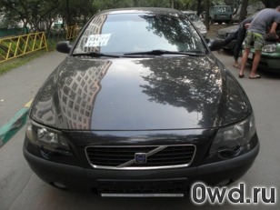 Битый автомобиль Volvo S60