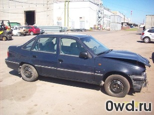 Битый автомобиль Daewoo Nexia