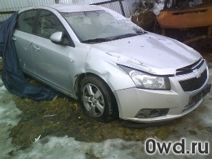 Битый автомобиль Chevrolet Cruze