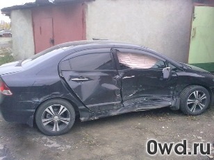 Битый автомобиль Honda Civic