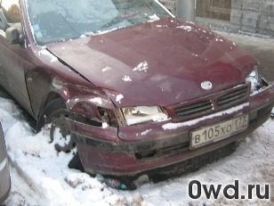 Битый автомобиль Toyota Carina E