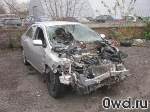 Битый автомобиль Toyota Corolla