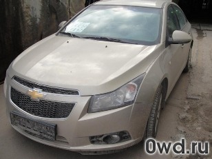 Битый автомобиль Chevrolet Cruze