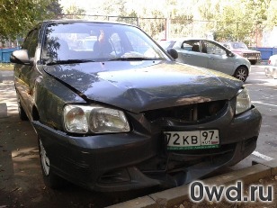 Битый автомобиль Hyundai Accent