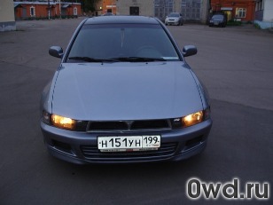 Битый автомобиль Mitsubishi Galant