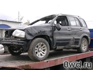 Битый автомобиль Suzuki Grand Vitara