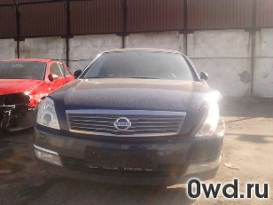 Битый автомобиль Nissan Teana