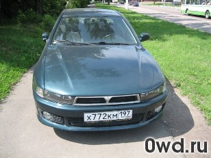 Битый автомобиль Mitsubishi Galant