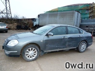 Битый автомобиль Nissan Teana