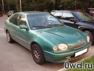 Битый автомобиль Toyota Corolla