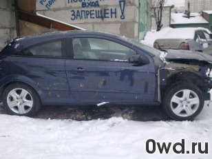 Битый автомобиль Opel Astra