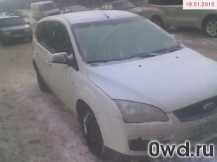 Битый автомобиль Ford Focus