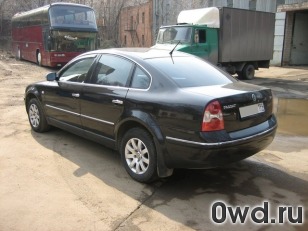 Битый автомобиль Volkswagen Passat