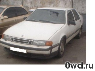 Битый автомобиль Saab 9000