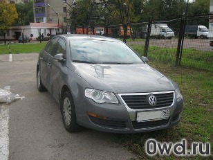 Битый автомобиль Volkswagen Passat