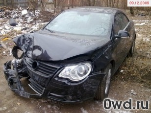 Битый автомобиль Volkswagen Eos