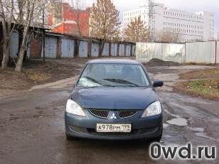 Битый автомобиль Mitsubishi Lancer