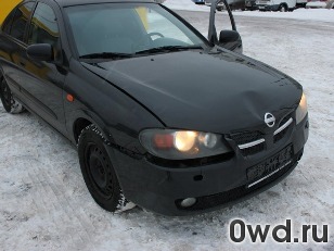 Битый автомобиль Nissan Almera