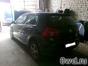 Битый автомобиль Volkswagen Golf