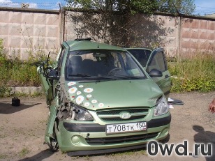 Битый автомобиль Hyundai Getz