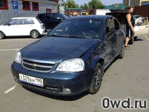 Битый автомобиль Chevrolet Lacetti