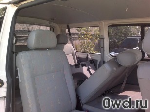 Битый автомобиль Volkswagen Multivan