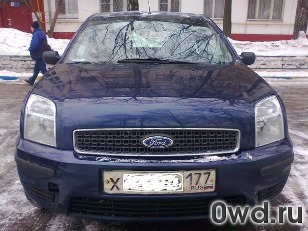 Битый автомобиль Ford Fusion